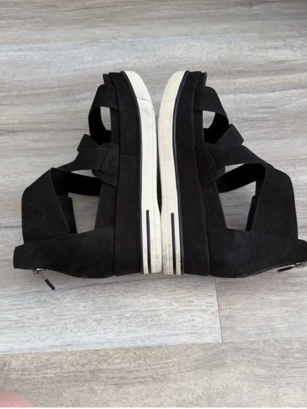 Eileen fisher black suede boost washed platform sandals size 7.5